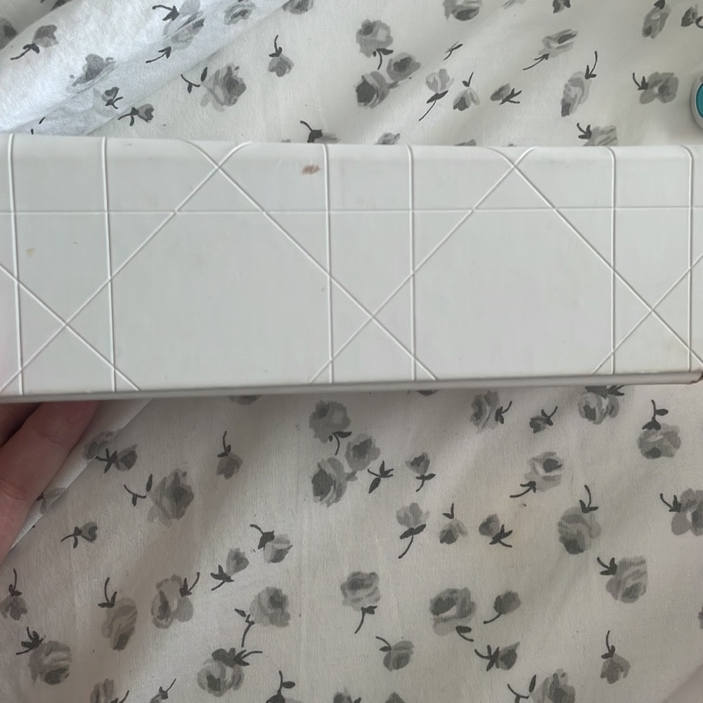 Dior Reflected Sunglasses (Authentic) - Picture 8 of 9